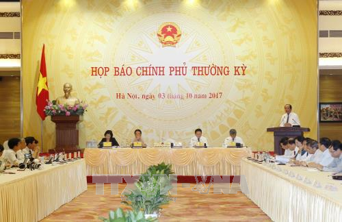 Giải đáp nhiều vấn đề dư luận quan tâm tại họp báo Chính phủ thường kỳ tháng 9